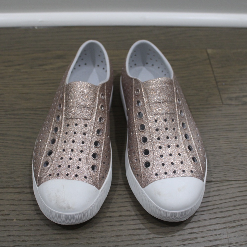 Native Women's Sneakers in Rose Gold and White